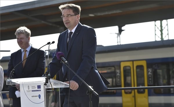 Ismét csökken a menetidő a Budapest-Esztergom vasútvonalon