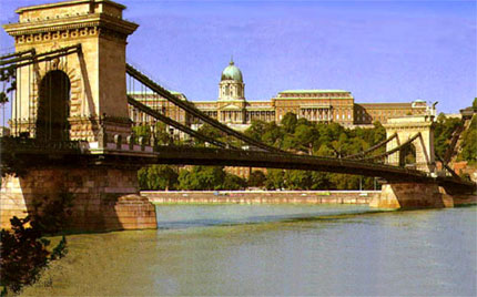 Budapest Adventure spanyol Szigetlakóknak