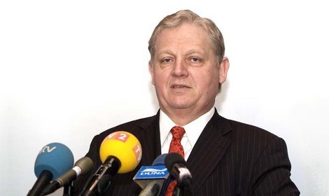 A Fidesz megállítja a pénzlenyúlásokat