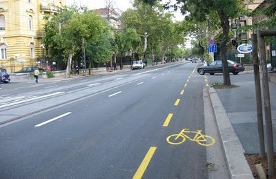 Átadták az ország első kerékpáros számlálóját Budapesten