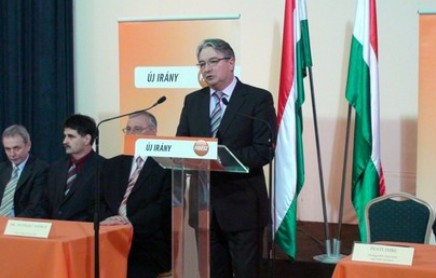 Mindenkinek vállalni kell a plusz feladatot