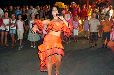 Salsa utcabál lesz Újbudán