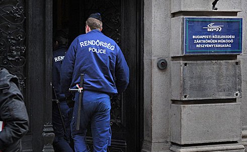 BKV-ügy: Házi őrizet helyett lakhelyelhagyási tilalom