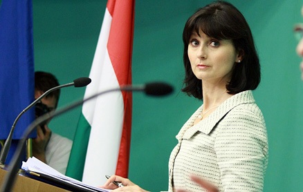 A Nemzetgazdasági Minisztérium vizsgálja Demszky levelét