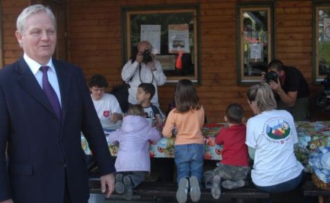 Tarlós István minden kerületbe legalább egy máltai játszóteret szeretne