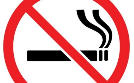 Hétfőtől bírságolnak a dohányzásért az aluljárókban