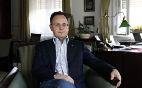 Körforgalmat építtetnének Üröm és Óbuda találkozásánál