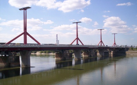 A Lágymányosi híd forgalmi engedélyét felülvizsgálják