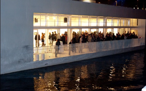 Bővült az A38 hajó: új, úszó kiállítóteret kapott