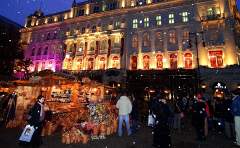 Megkezdődött a 12-dik Budapesti Karácsonyi Vásár