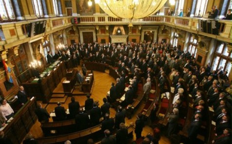 Tárgyalnak a Margit híd felújításáról és a Főváros díszkivilágításáról