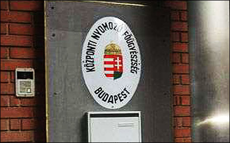 Több órán át kérdezték ki Göncz Kingát