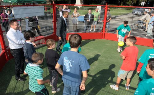 Dunai Antal: „Csak gratulálni lehet ennek az újszerű elgondolásnak, mert az ilyen kis pályákon remekül lehet fejleszteni a játékosok képességeit.” 