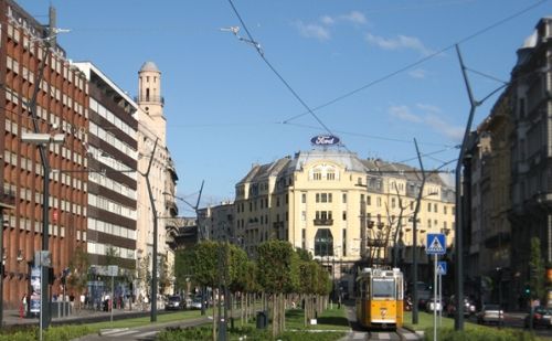 A projekt első ütemének költsége 3,1 milliárd forint, ebből 2,7 milliárd forintot az Európai Unió finanszíroz.