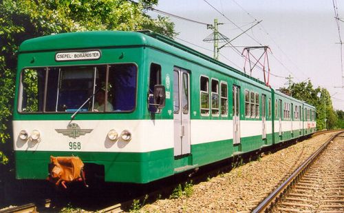 A HÉV a belvárosba, a metró külvárosba vinné az utasokat
