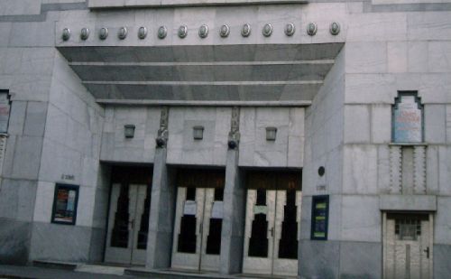 ''Meggondolatlan, hangulatkeltő és méltatlan''