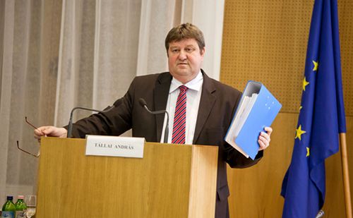 Új alapokon az állam és az önkormányzatok közötti feladatmegosztás