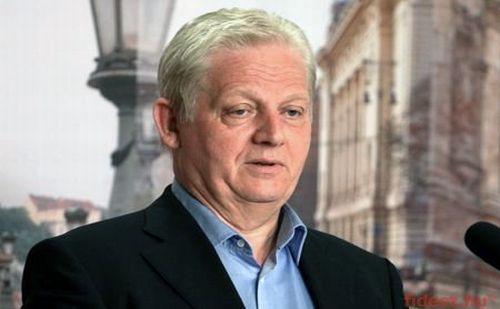 Együttműködési megállapodást kötött a főváros és az Alkotmányvédelmi Hivatal 