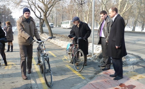 A XVII. kerület mellett Csepelen és Újbudán létesült új kerékpárút.