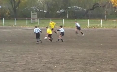 Az Ikarus pálya melletti salakos sportpálya mellett egy játszótér is részesül a Nemzeti Erőforrás Minisztérium csaknem 9 és félmillió forintos támogatásából.