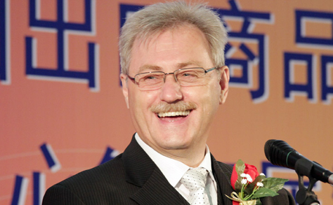 Rudolf Riedl az AsiaCenter Ügyvezetőjének interjúja