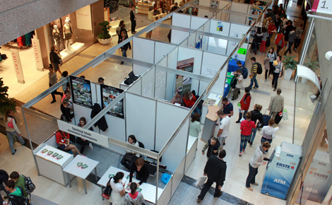 70 budapesti oktatási intézmény várta a továbbtanuló diákokat