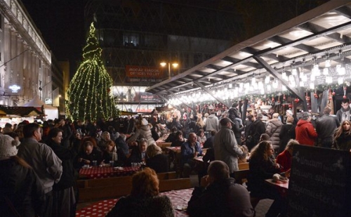 Már várja vendégeit a Budapesti Karácsonyi Vásár a Vörösmarty téren