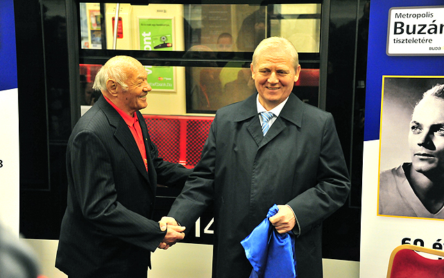 Tarlós István főpolgármester Buzánszky Jenővel