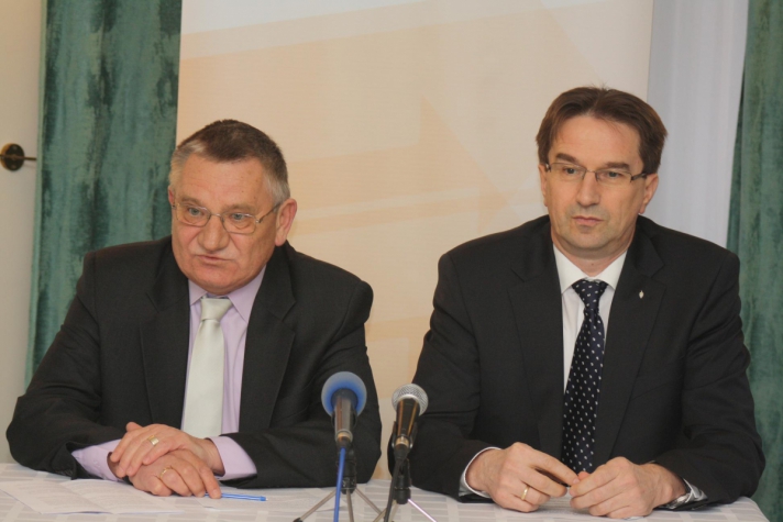 Völner Pál infrastruktúráért felelős államtitkár, és Földi László országgyűlési képviselő 
