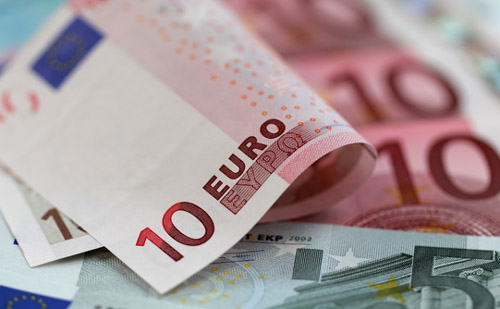 400 ezer eurós támogatás a Budapesti egyetemnek