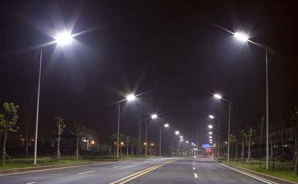 Korszerűsítik a budapesti közvilágítást