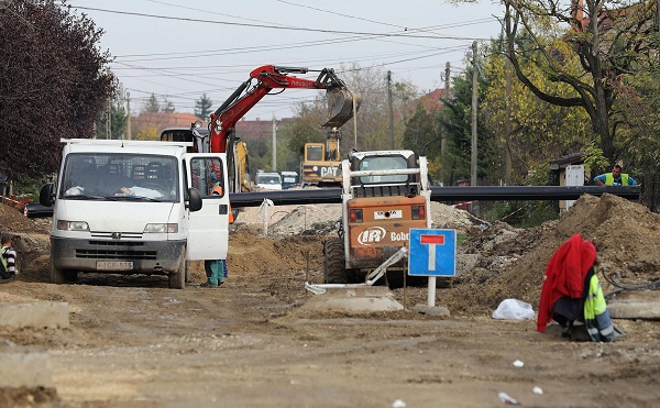 A helyi lakosság is bekapcsolódhat a Budafoki út egy szakaszának felújításának előkészítésébe