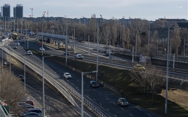 Tavasszal kezdődhet Budapesten a Flórián téri felüljárók felújítása