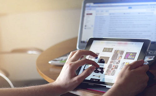 Informatikai továbbképzéssel segíti a munkavállalók elhelyezkedését az NFSZH 