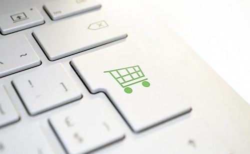 Online eladókkal segítik a vásárlókat az eMag és Extreme Digital üzletekben