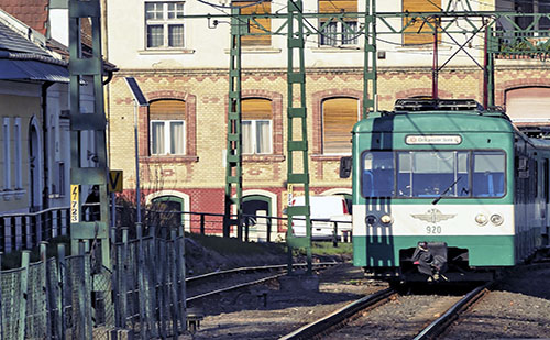 A kormány támogatási szerződést kötött a H8-as és H9-es HÉV felújításának tervezésére