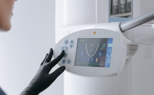 Csúcsmodern eszközökkel bővült a Semmelweis Egyetem