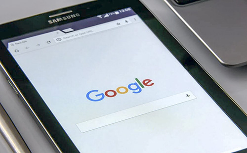 Már hazánkban is elérhető a Google Térkép környezetbarát útválasztási funkciója