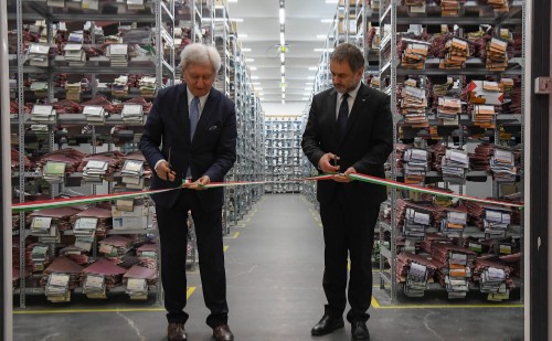 Új irattárat adtak át Budapesten a digitalizációnak köszönhetően