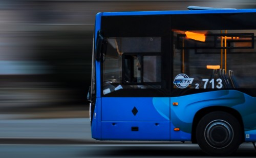 A BKV is beveti a robotokat