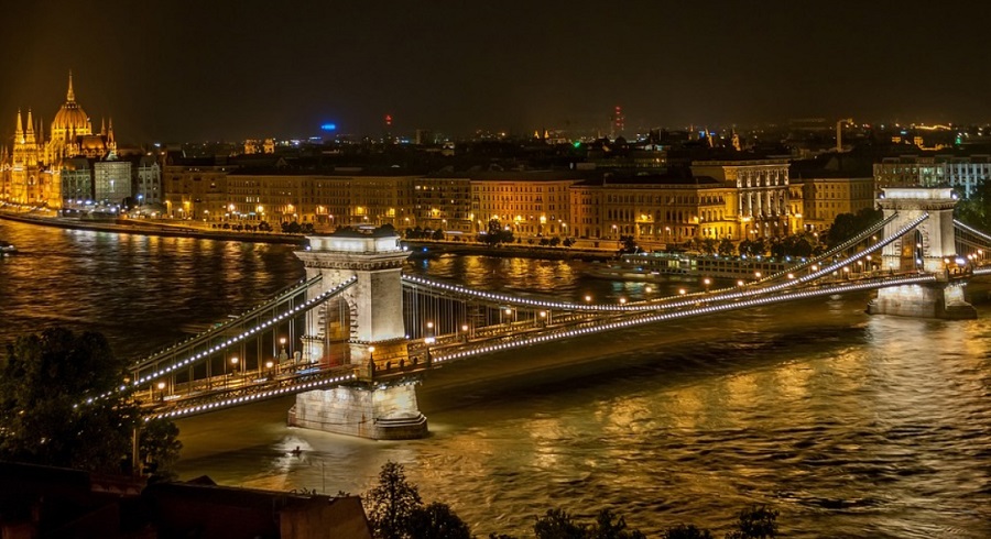 A Lánchíd forgalmi rendje is téma az első Budapesti Lakógyűlésen