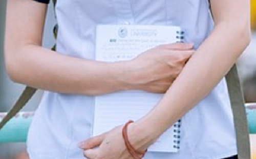 Kirúgták a budapesti tanárt zaklatás miatt, majd másutt folytatta