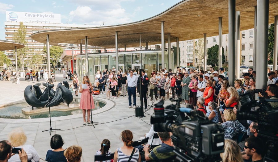 &Aacute;tadt&aacute;k a teret: meg&uacute;jult az M3-as metr&oacute; Ecseri &uacute;ti &aacute;llom&aacute;s&aacute;nak felsz&iacute;ne 
